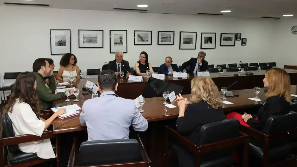 23 06 2026 reuniao com ministro boulos 1 1